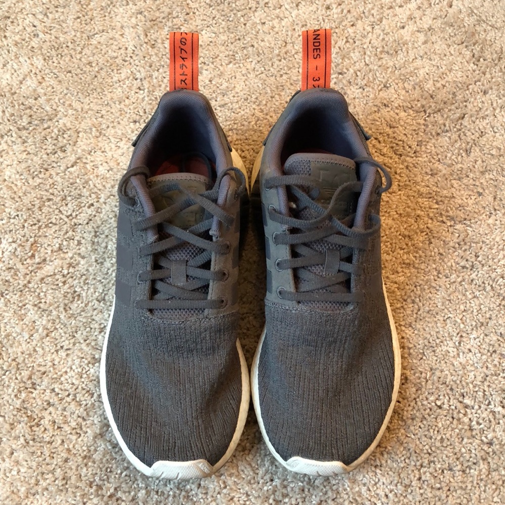 MENS ADIDAS NMD R2 SIZE 8.5